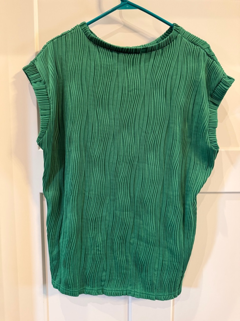 Green Pleated Wave-Texture Women's Top
